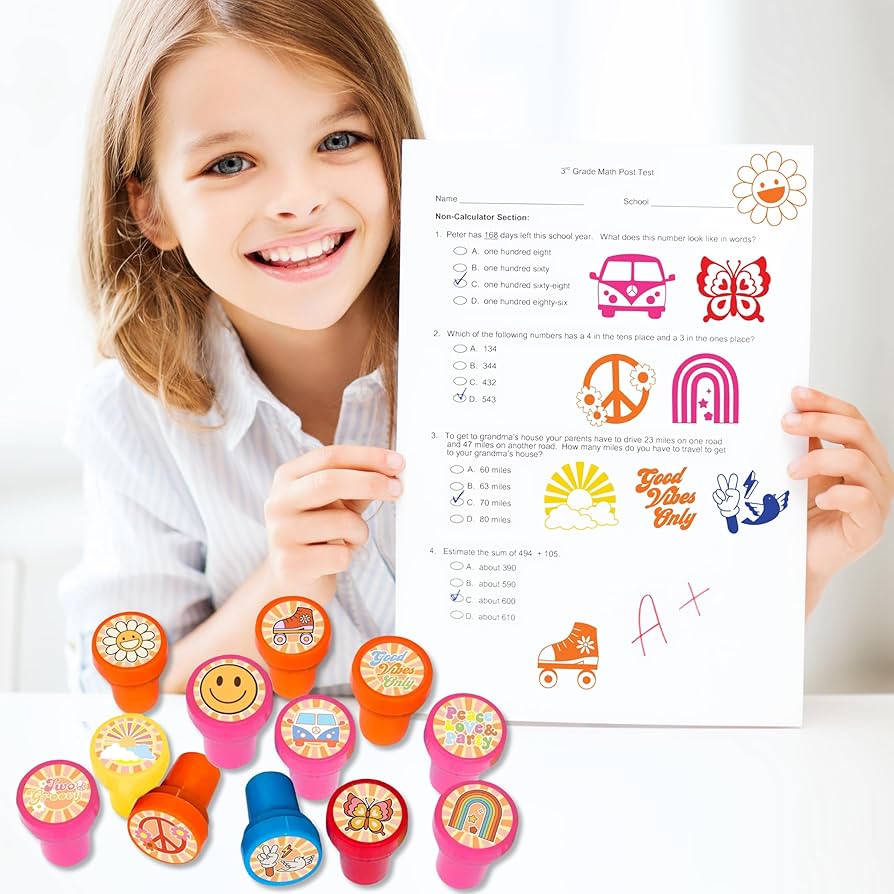 小物 EMMBOSSED LOGOTYPE 2 (SA3100EG) 小物 EMMBOSSED LOGOTYPE 2 (SA3100EG) CDG Wallet Embossed